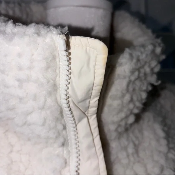 The North Face Nuptse White Gardenia Down Jacket - Picture 12 of 16